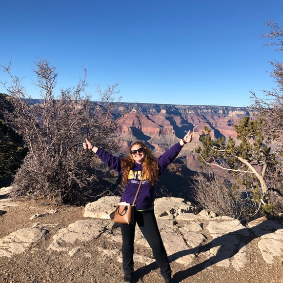 Meet your Posher, Michaela - Picture 6 of 7